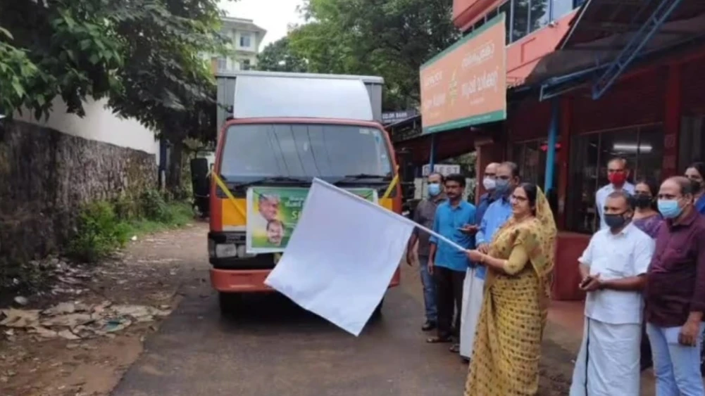 കൊയിലാണ്ടി സപ്ലൈക്കോയുടെ സഞ്ചരിക്കുന്ന വാഹനം പുറപ്പെട്ടു