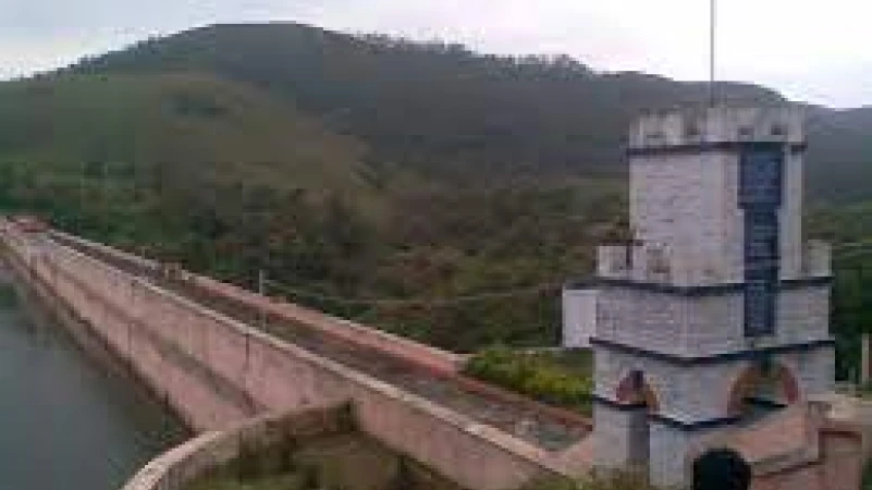 മുല്ലപ്പെരിയാറിൽ കൂടുതൽ ഷട്ടറുകൾ തുറന്നു