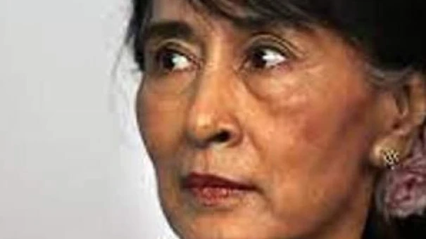 ആങ് സാന്‍ സൂചിയ്ക്ക് നാല് വര്‍ഷം തടവ് ശിക്ഷ