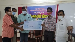 
                        മടപ്പള്ളി കോളേജിൽ സുകൃതം സ്കോളർഷിപ്പ് വിതരണം ചെയ്തു