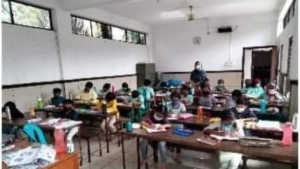 
                        പൂനൂർ തേക്കും തോട്ടം എ. എം. എൽ. പി. സ്കൂളിൽ 'അമൃതോത്സവം' ചിത്രരചനാ ക്യാമ്പയിൻ 