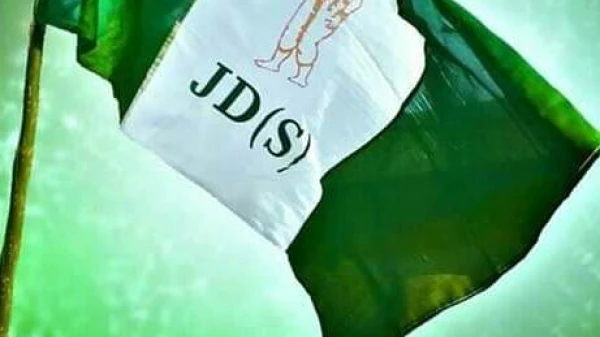  വടകര താലൂക്ക് ഓഫീസ് കത്തിനശിച്ച സംഭവത്തിൽ നിജസ്ഥിതി പുറത്തു കൊണ്ട് വരണമെന്ന് ജെ ഡി എസ് വടകര മണ്ഡലം കമ്മിറ്റി