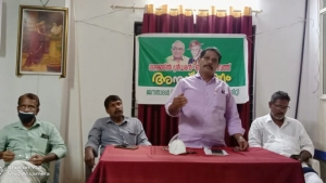 
                        സംയുക്ത സേനമേധാവി ജനറൽ ബിപിൻ റാവത്ത്, അരങ്ങിൽ ശ്രീധരൻ അനുസ്മരണം