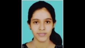 
                        നീറ്റ് പരീക്ഷയില്‍ മലയാളിയായ കാര്‍ത്തികയ്ക്ക് 720/720