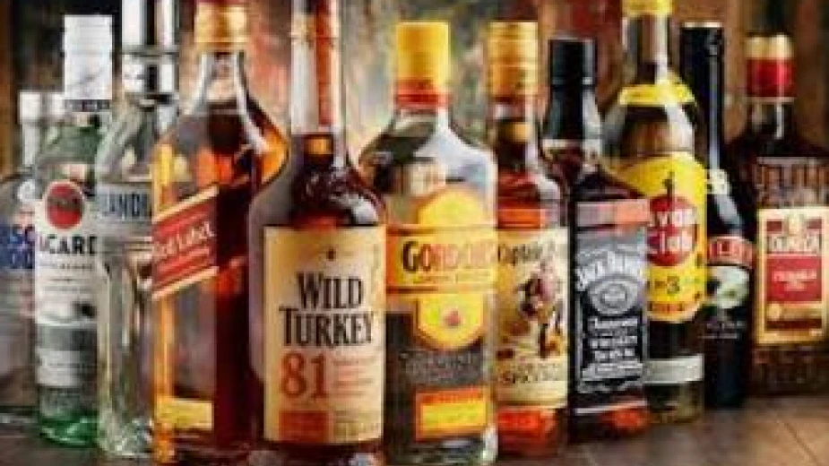 175 മദ്യവില്‍പന ശാലകള്‍ കൂടി ആരംഭിക്കും; സര്‍ക്കാർ ഹൈക്കോടതിയിൽ