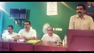 
                        പിണറായി സർക്കാർ സംഘ്പരിവാർ അജണ്ട നടപ്പിലാക്കുന്നു: മുസ്‌ലിംലീഗ്