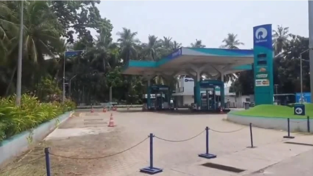 പെട്രോള്‍ പൂഴ്ത്തി വെക്കുന്നുവെന്ന ആരോപണം അടിസ്ഥാനരഹിതമെന്ന് പമ്പുടമകള്‍