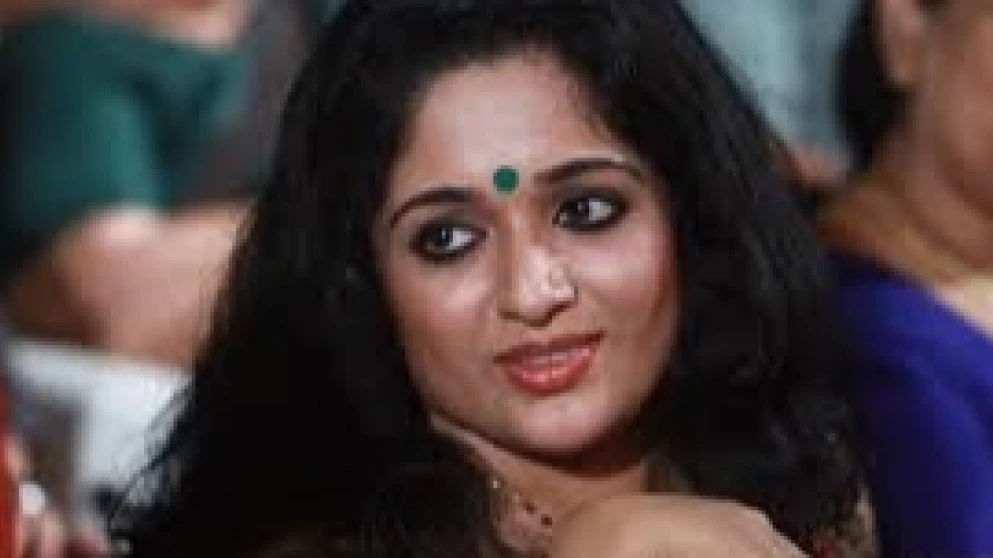 നടിയെ ആക്രമിച്ച കേസില്‍ നിർണായക ശബ്ദരേഖകൾ പുറത്ത് ; കാവ്യയെ തിങ്കളാഴ്ച ചോദ്യം ചെയ്യും