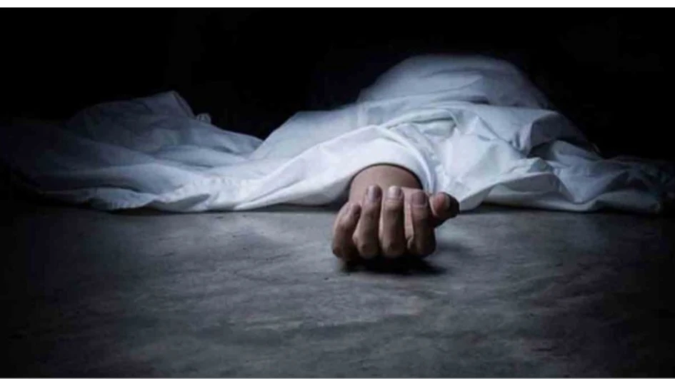 പാലാരിവട്ടത്ത് കുടുംബത്തിലെ മൂന്ന് പേർ ആത്മഹത്യ ചെയ്ത നിലയിൽ