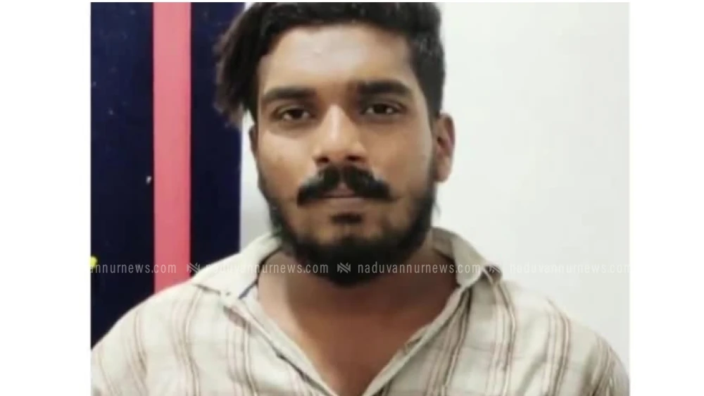 മാവൂരിൽ ബസ്സിൻ്റെ ചില്ല് എറിഞ്ഞുടച്ച പ്രതി പിടിയിൽ