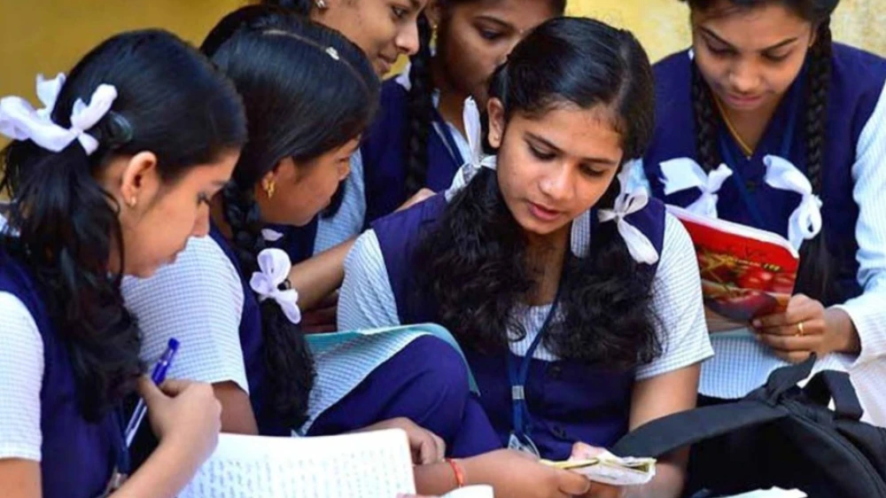 പ്ലസ് വൺ ഒന്നാം അലോട്ട്മെന്റിന്റെ പ്രവേശനം ആഗസ്റ്റ് 5 മുതൽ