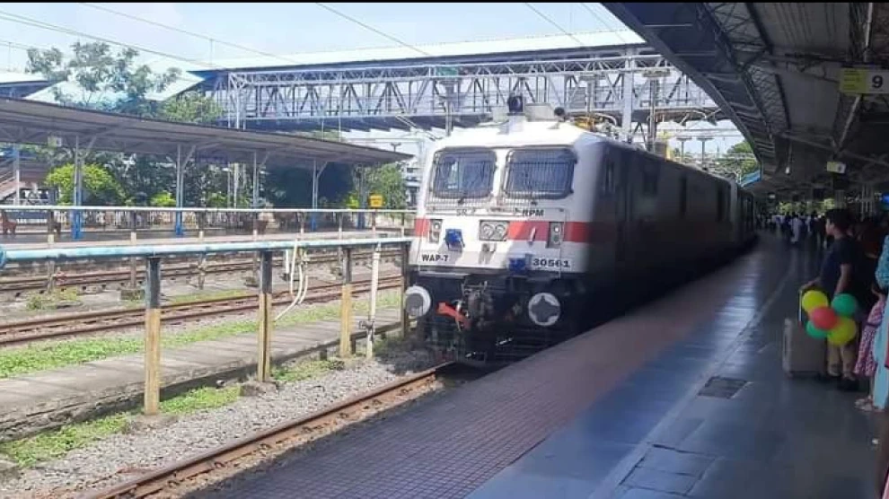  കോഴിക്കോട് റെയിൽവേ സ്റ്റേഷനിൽ വൻ സ്വർണ്ണ വേട്ട