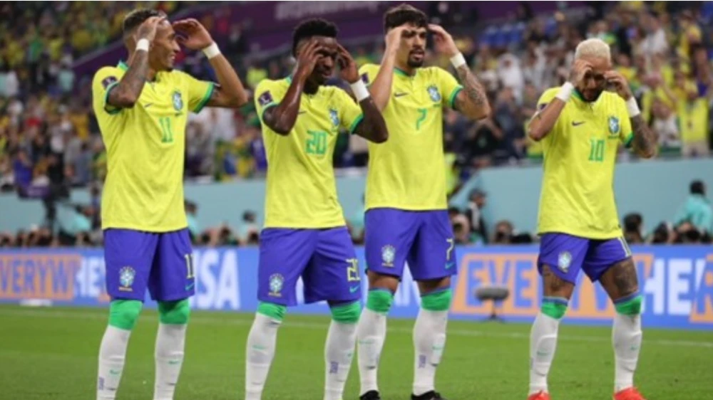  കൊറിയയെ തകർത്തിട്ട് ബ്രസീൽ ക്വാർട്ടർ ഫൈനലിൽ