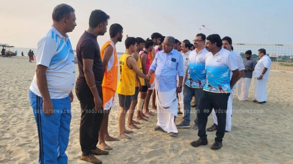 വേൾഡ് ഫൂട്ട് വോളി: ഇന്ത്യൻ ടീം പരിശീലനം തുടങ്ങി; കായിക മേഖലയ്ക്ക് പുത്തൻ ഉണർവെന്ന് ടി. പി. ദാസൻ  