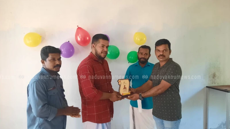  വോയിസ് ഓഫ് മുണ്ടോത്ത് ഓഫീസ് ഉദ്ഘാടനവും ആദരിക്കലും