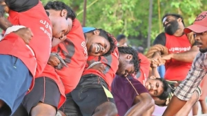 
                        സിപിഐഎം ജില്ലാ സമ്മേളനത്തിന്റെ ഭാഗമായി കമ്പവലി മത്സരം സംഘടിപ്പിച്ചു