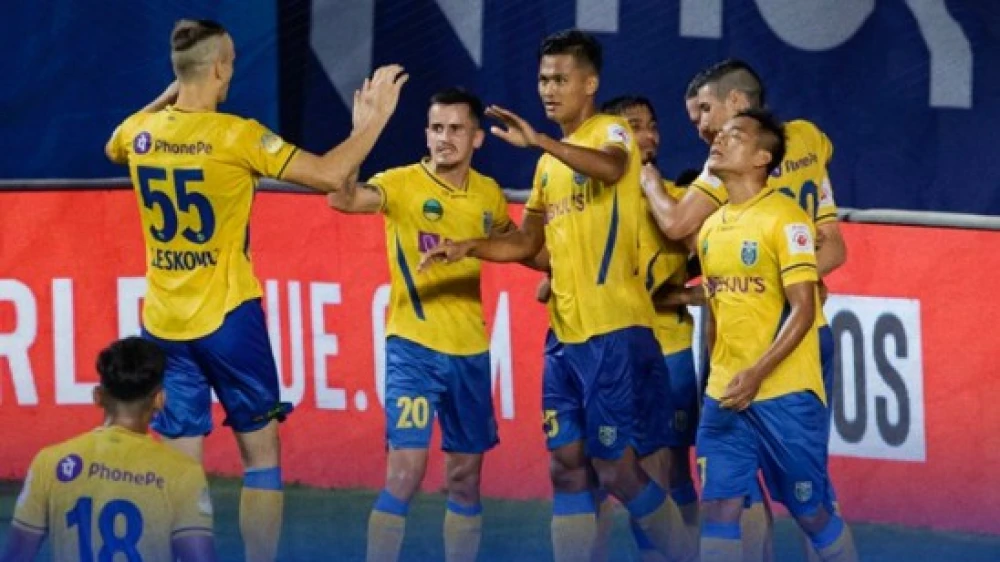 ഒന്നാമതായി ബ്ലാസ്റ്റേഴ്സ്, അടിപതറാതെ മുന്നോട്ട്