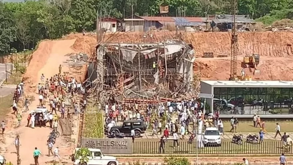  അടിവാരം നോളജ്സിറ്റിയില്‍  നിര്‍മാണത്തിനിടെ കെട്ടിടം തകര്‍ന്ന് വീണ് നിരവധി പേർക്ക് പരിക്ക് 