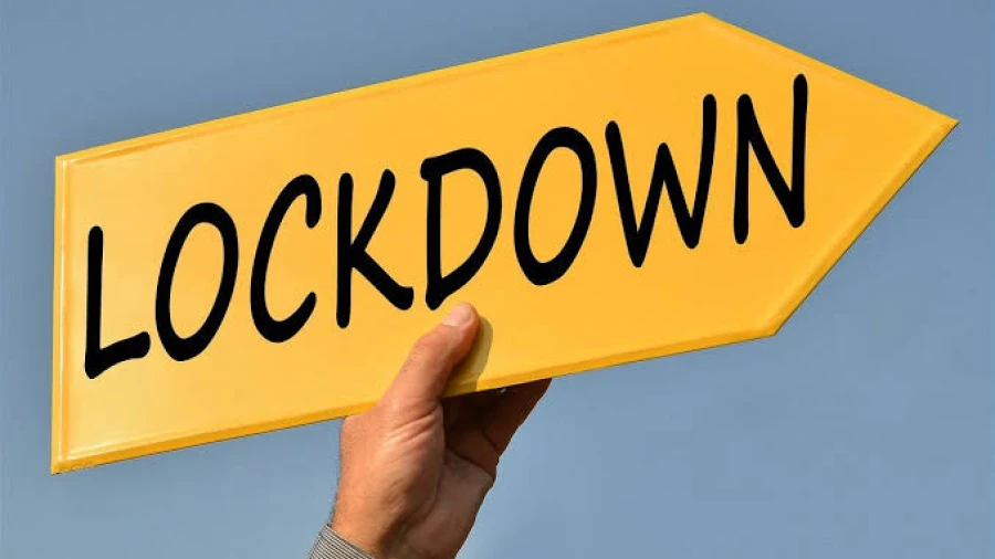 കേരളത്തിൽ ഞായറാഴ്ച്ച ലോക്ക്ഡൗൺ, സ്കൂളുകൾ അടയ്ക്കും