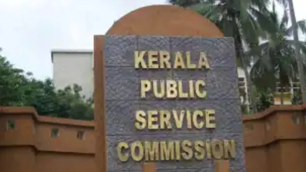 കോവിഡ് വ്യാപനം ; പി.എസ് സി പരീക്ഷകൾ മാറ്റിവെച്ചു