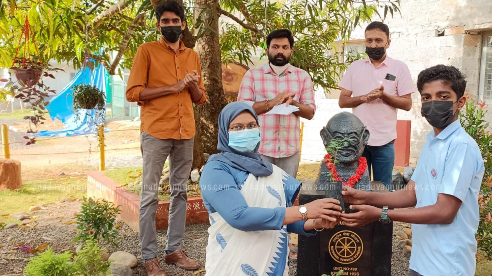 എഴുപത്തിമൂന്നാം റിപ്പബ്ലിക് ദിനത്തിൽ എഴുപത്തിമൂന്ന് നെല്ലിതൈകൾ നട്ട് അരിക്കുളം കെ.പി.എം.എസ്.എം. സ്കൂൾ