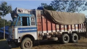 
                        കോഴിക്കോട്ട് ലോറിക്ക് നേരെ അജ്ഞാതരുടെ ആക്രമണം,‍ഡ്രൈവര്‍ക്ക് പരിക്ക്