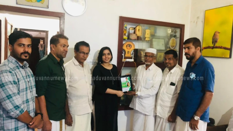 ഗോൾഡ് മെഡൽ നേടിയ ദേവികൃഷ്ണയെ അനുമോദിച്ചു