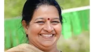 
                        ഉമയുടെ തൃക്കയ്യിൽ തൃക്കാക്കര ഭദ്രം