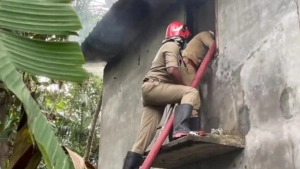 
                        ചേമഞ്ചേരിയിൽ തേങ്ങാ കൂടയ്ക്ക് തീപിടിച്ചു