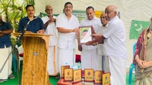 
                        ഹൈദരലി ശിഹാബ്തങ്ങൾ- കെ. വി. അമ്മോട്ടി മാസ്റ്റർ അനുസ്മരണം നടത്തി