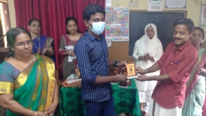 
                        മന്ദങ്കാവ് എ എൽ പി സ്കൂളിൽ പ്രതിഭകളെ അനുമോദിച്ചു