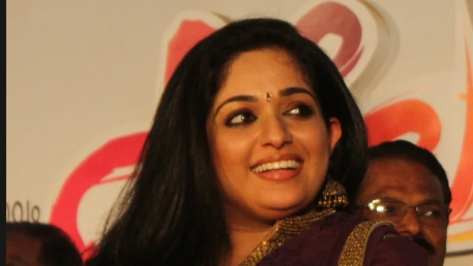 നടിയെ ആക്രമിച്ച കേസ്; ക്രൈംബ്രാഞ്ച് സംഘം കാവ്യയുടെ വീട്ടിൽ