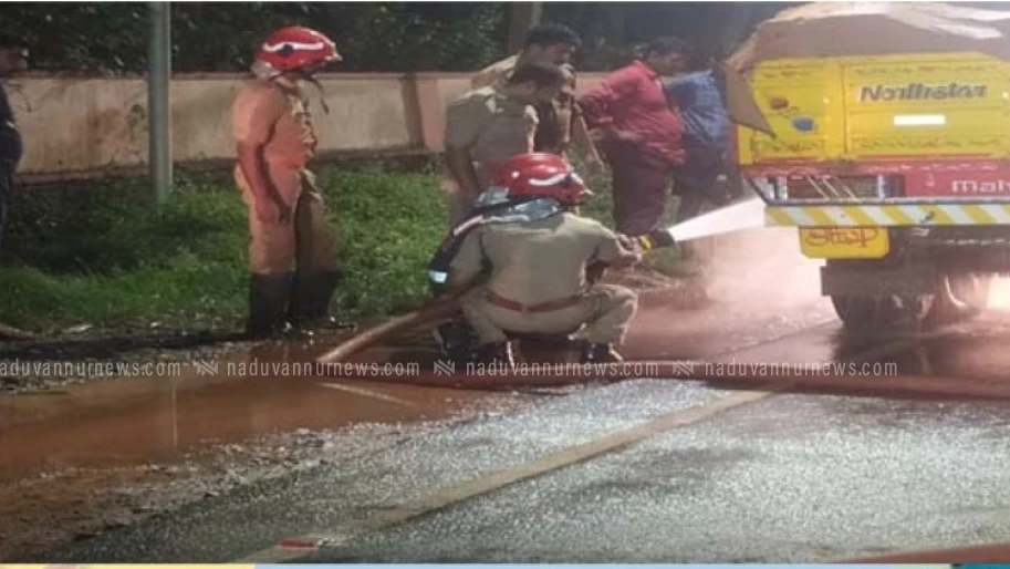 കൊയിലാണ്ടിയിൽ ചെങ്കല്ലുമായിപ്പോയ ലോറിയുടെ ടയറിന് തീപിടിച്ചു