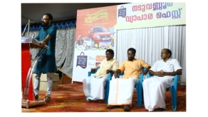 
                        നല്ല വായനയിലൂടെ മൂല്യങ്ങളെ വീണ്ടെടുക്കുക: രമേശ് കാവിൽ