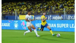 
                        രണ്ടാം വിജയം തേടി ബ്ലാസ്റ്റേഴ്സ് ഇന്ന് കളിക്കളത്തിൽ; എതിരാളികൾ എ.ടി.കെ മോഹൻ ബഗാൻ