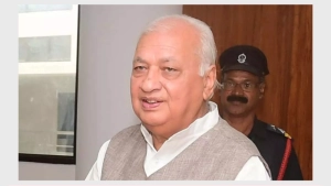 
                        ഒന്‍പത് സർവകലാശാലാ വിസിമാരോട് രാജി ആവശ്യപ്പെട്ട് ഗവർണർ