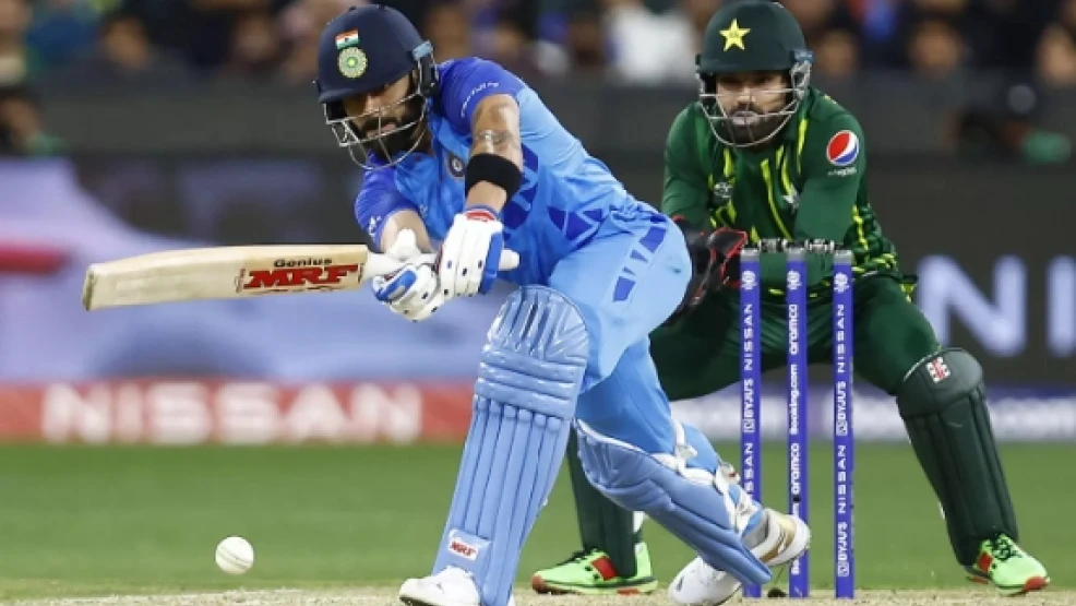 കിംഗ് കോഹ്ലി; പാകിസ്ഥാനെ തകർത്ത് ഇന്ത്യയ്ക്ക് മിന്നും ജയം