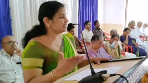 
                        പേരാമ്പ്ര ഹയർ സെക്കന്ററി സ്കൂളിൽ  സ്നേഹാദരം സംഘടിപ്പിച്ചു