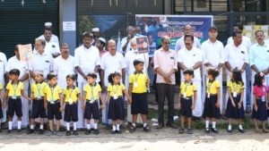 
                        നടുവണ്ണൂർ നൂറുൽ ഹുദ ലഹരി വിരുദ്ധ മനുഷ്യച്ചങ്ങല തീർത്തു