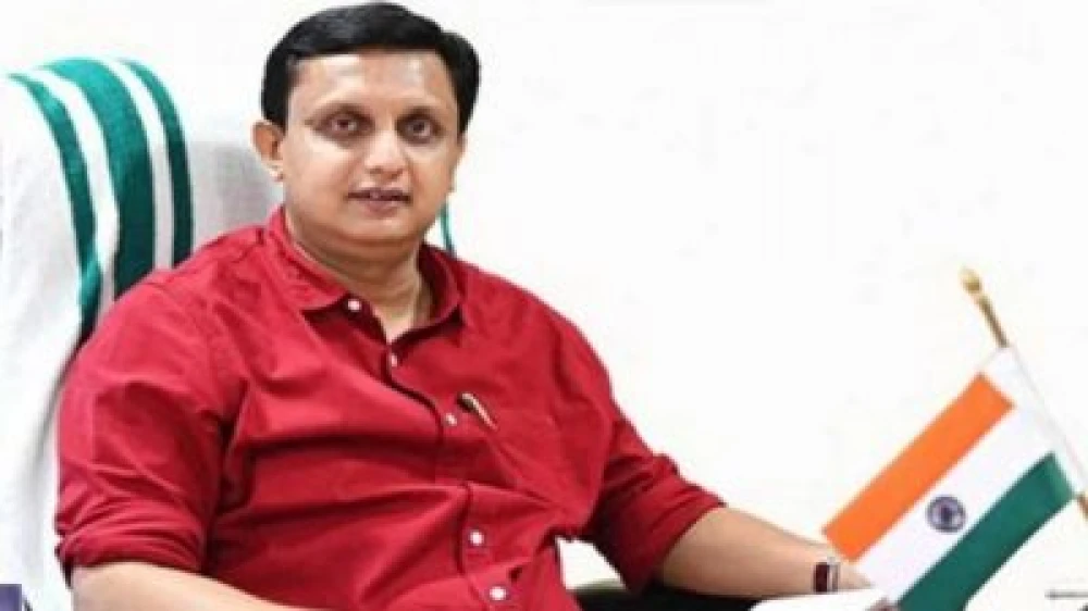 ഉദ്യോഗസ്ഥര്‍ക്ക് മുന്നറിയിപ്പ് നല്‍കി മന്ത്രി മുഹമ്മദ് റിയാസ്