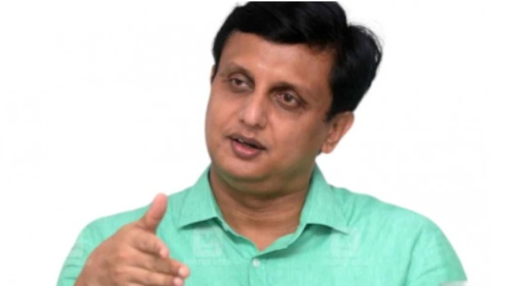 പക്ഷികളുടെ അരുംകൊല; റിപ്പോർട്ട് ആവശ്യപ്പെട്ട് മന്ത്രി