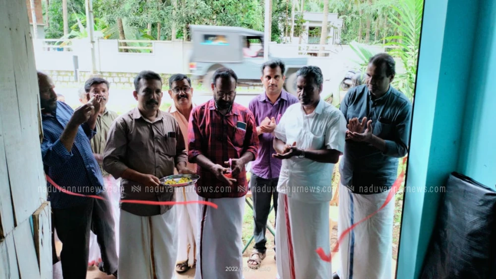 കാവുന്തറ സുരക്ഷ പെയിൻ ആൻ്റ് പാലിയേറ്റീവ് കെയർ സൊസൈറ്റി പാലിയേറ്റീവ് ഉപകരണങ്ങൾ സമർപ്പിച്ചു