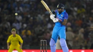 
                        ആസ്ട്രേലിയയുമായുള്ള ആദ്യ ട്വൻറി ട്വൻറി മത്സരത്തിൽ ഇന്ത്യക്ക് തോൽവി