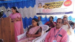 
                        കൂത്താളി കൈത്തറി നെയ്ത്ത് സഹകരണ സംഘം കൈത്തറി നെയ്ത്ത് പരിശീലനം ആരംഭിച്ചു