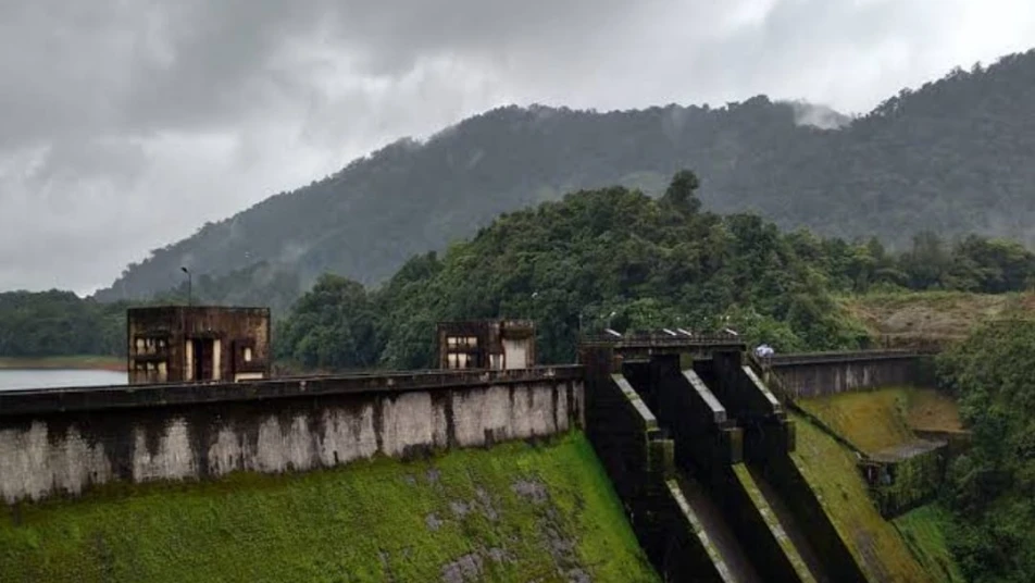 കക്കയം ഡാമിലേക്ക് ജലമാെഴുക്ക് കുറഞ്ഞു; വൈദ്യുതി ഉത്പാദനത്തെ ബാധിക്കുമെന്ന് ആശങ്ക