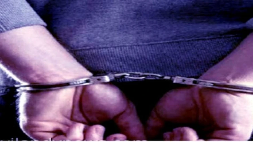 സഹയാത്രികയ്ക്ക് എതിരെ അതിക്രമം;റിട്ട. ജില്ലാ ജഡ്ജി അറസ്റ്റിൽ 