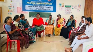 
                        'ഒപ്പം' തൊഴിലുറപ്പ് തൊഴിലാളികളുമായുള്ള സ്നേഹസംവാദം ശ്രദ്ധേയമായി