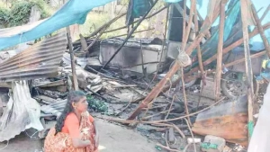 
                        വിധവയുടെ പെട്ടിക്കട സാമൂഹിക വിരുദ്ധർ തീയിട്ടു നശിപ്പിച്ചു