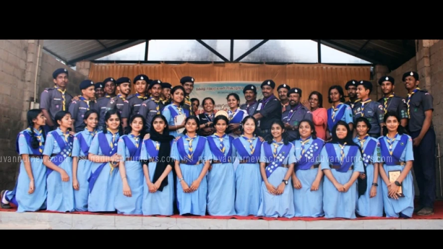 പുതുവത്സര സമ്മാനമായി വാകയാടിന്  നവനിർമ്മാൺ കിരീടം