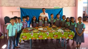 
                        പുറക്കാട് നോർത്ത് എൽ.പി. സ്കൂളിൽ വ്യത്യസ്തമായ പലഹാരമേള